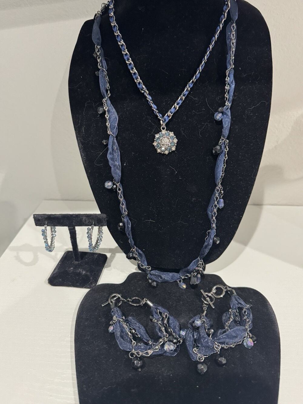 Vintage Cookie Lee Stunning Blue Ribbon & Crystal Jewelry Set Of 5
